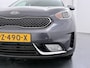 Kia Niro Hybrid 1.6 GDi DynamicLine - Trekhaak - Camera - Navigatie - AppleCarplay Android Auto - Virena Zekerheidspakket 895 ,- BOVAG Garantie