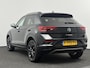 Volkswagen T-Roc 1.5 TSI 150pk Sport | Black Style | Panoramadak | Winter Pakket |