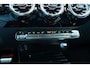 Mercedes-Benz A-klasse 180 AMG Line | FACELIFT | DEALER.OND | PANO | CARPLAY | CAMERA | KEYLESS |