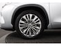 Toyota Highlander 2.5 AWD Hybrid Premium | Apple Carplay/Android Auto | Stoelverwarming/Koeling | Elektrische Voorstoelen | Panoramadak | Voorruit Verwarming |