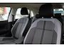 Volkswagen Polo 1.0 TSI Style 95PK / 70kW, LED Matrix (IQ.Lights), parkeersensoren voor en achter (PDC), dodehoekdetectie (Side Assist), 2-zone climatronic, draadloos Apple Carplay & Android Auto, 16" LMV, adaptieve cruise control (ACC), digital cockpit pro, keyless start & entry, DAB+, draadloze telefoonlader, elektrisch verstel-, verwarm- en inklapbare buitenspiegels, licht- en regensensor, multifunctioneel lederen stuurwiel, grootlichtassistent etc.
