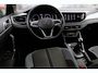 Volkswagen Polo 1.0 TSI Style 95PK / 70kW, LED Matrix (IQ.Lights), parkeersensoren voor en achter (PDC), dodehoekdetectie (Side Assist), 2-zone climatronic, draadloos Apple Carplay & Android Auto, 16" LMV, adaptieve cruise control (ACC), digital cockpit pro, keyless start & entry, DAB+, draadloze telefoonlader, elektrisch verstel-, verwarm- en inklapbare buitenspiegels, licht- en regensensor, multifunctioneel lederen stuurwiel, grootlichtassistent etc.