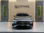 Mercedes-Benz A-klasse 180 AMG Line BTW|GARANTIE|CAMERA|NIGHTPAKKET|DODEHOEK|KEYLESS|SFEERVERLICHTING|DEALER ONDERHOUDEN|NL AUTO|