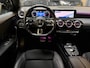 Mercedes-Benz A-klasse 180 AMG Line BTW|GARANTIE|CAMERA|NIGHTPAKKET|DODEHOEK|KEYLESS|SFEERVERLICHTING|DEALER ONDERHOUDEN|NL AUTO|