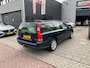 Volvo V70 2.4 Comfort Line 3e Eigenaar! Trekhaak Airco NAP APK