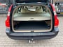 Volvo V70 2.4 Comfort Line 3e Eigenaar! Trekhaak Airco NAP APK