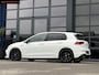 Volkswagen Golf 2.0 TSI R 4Motion PANO / AKRA / IQ-light / H&k