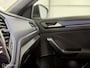Volkswagen T-Roc 1.5 TSI United | Pano | Black Style | Stoelverw. | Sfeer | Digital | 18" | Mistlampen | Carplay