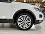 Volkswagen T-Roc 1.5 TSI United | Pano | Black Style | Stoelverw. | Sfeer | Digital | 18" | Mistlampen | Carplay