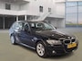 BMW 3-Serie Touring 318i Luxury Line AIRCO CRUISE TREKHAAK