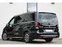 Mercedes-Benz EQV 300 L2 / AMG / Panorama / Elec Stoelen / 7-Persoons / Burmester / Vol Opties / NIEUWSTAAT