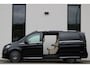 Mercedes-Benz EQV 300 L2 / AMG / Panorama / Elec Stoelen / 7-Persoons / Burmester / Vol Opties / NIEUWSTAAT