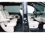 Mercedes-Benz EQV 300 L2 / AMG / Panorama / Elec Stoelen / 7-Persoons / Burmester / Vol Opties / NIEUWSTAAT
