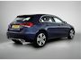 Mercedes-Benz A-klasse 250 e Business Solution Luxury Limited | Ledverlichting | Stoelverwarming voor | Sfeerverlichting | Parkeerpakket met achteruitrijcamera. Inclusief 24 maanden MB Certified garantie voor Europa.