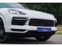 Porsche Cayenne 3.0 E-Hybrid Platinum Edition|Panorama|Bose|360 Camera|Massage|Trekhaak|Ventilatie|Chrono|Dealer Onderhouden