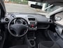 Peugeot 107 1.0-12V 5-DEURS AIRCO/ELEKTR. RAMEN! 1 JAAR APK!