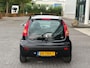 Peugeot 107 1.0-12V 5-DEURS AIRCO/ELEKTR. RAMEN! 1 JAAR APK!