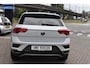 Volkswagen T-Roc 1.5 TSI Style Automaat | Afneembare Trekhaak | Navi | Stoelverwarming | 12 mnd BOVAG Garantie | Whatsapp 06-53188999