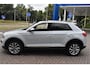 Volkswagen T-Roc 1.5 TSI Style Automaat | Afneembare Trekhaak | Navi | Stoelverwarming | 12 mnd BOVAG Garantie | Whatsapp 06-53188999