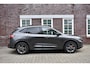Ford Kuga 2.5 PHEV ST-Line X - Pano Wij zijn op afspraak geopend! Graag bellen voor uw komst.