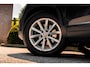 Volkswagen Tiguan 1.4 TSI Lounge Edition 160 PK Aut. Xenon Camera Trekhaak Stoelverwarming 17''