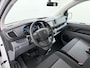 Peugeot e-Traveller e-Expert AUT. 50kWh Incl Btw (18.958 ex)SOH 92% 9-Pers. Navi* Apple Carplay Android Auto Airco Cruise Control Privacy Glas DAB Isofix Bluetooth Dealeronderhouden Origineel Nederlandse Auto
