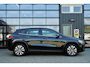 Mercedes-Benz GLA 180 Business Solution Automaat | MBUX | Trekhaak | Camera | NL-Auto