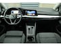 Volkswagen Golf Variant 1.0 eTSI 110kW DSG Life | Elec. Stoelverstelling met Memory | 17 inch Ventura |