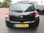 Renault Clio 1.2 Collection 5drs Airco Stoelverwarming Sportief