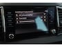 Skoda Karoq 1.0 TSI Business Edition Trekhaak Navigatie Carplay Android Climate Adaptive Cruise LMV Parkeersensor