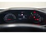 Peugeot 2008 1.2 PureTech Active Pack [ Navigatie Apple /Android Climate PDC ]
