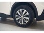 Peugeot 2008 1.2 PureTech Active Pack [ Navigatie Apple /Android Climate PDC ]