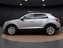 Volkswagen T-Roc 1.0 TSI Oranje Edition | Camera | Side Assist | ACC | Keyless | Spiegelpakket | Carplay | 17'' |