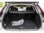 Volvo XC60 2.0 T6 Plug-in Hybrid AWD Ultra Dark | PHEV | Trekhaak | Luchtvering | Harman Kardon Audio | Panoramadak | Head-up Display | 360 Graden Camera | Keyless Entry | Elektrische Achterklep | Stoelverwarming voor en achter | Cruise Control Adaptief | BLIS | Google Navigatie | Apple Carplay | Android Auto