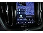 Volvo XC60 2.0 B4 R-Design / Navi / Carplay / Trekhaak / Keyless / Leder / Camera