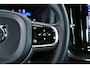 Volvo XC60 2.0 B4 R-Design / Navi / Carplay / Trekhaak / Keyless / Leder / Camera