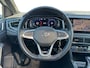 Volkswagen Polo 1.0 95pk TSI R-Line Business Parkeersensoren vóór en achter | Adaptive Cruise Control | Navigatie 'Discover Media' (20,3 cm)