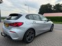 BMW 1-Serie 118i High Executive. RIJKLAARPRIJS! TREKHAAK/AUTOMAAT/SPORTSTOELEN
