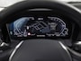 BMW 3-Serie Touring 330e Sport 292Pk Automaat (APPLE CARPLAY, SOH 90,2%, GROOT NAVI, COGNAC LEDER, CAMERA, STOELVERWARMING, SFEERVERLICHTING, ELEK ACHTERKLEP, GETINT GLAS, NIEUWSTAAT)