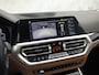 BMW 3-Serie Touring 330e Sport 292Pk Automaat (APPLE CARPLAY, SOH 90,2%, GROOT NAVI, COGNAC LEDER, CAMERA, STOELVERWARMING, SFEERVERLICHTING, ELEK ACHTERKLEP, GETINT GLAS, NIEUWSTAAT)