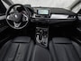 BMW 2-Serie Active Tourer 225xe Centennial High Executive 225Pk Automaat (PANORAMADAK, DEALER ONDERHOUDEN, GROOT NAVI, LEDER, HEAD-UP DISPLAY, STOELVERWARMING, GETINT GLAS, ELEK ACHTERKLEP, NIEUWSTAAT)