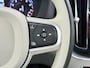 Volvo XC60 2.0 B5 Momentum Exclusive