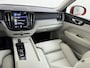 Volvo XC60 2.0 B5 Momentum Exclusive
