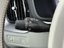 Volvo XC60 2.0 B5 Momentum Exclusive