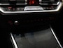 BMW 3-Serie 320e High Executive M sport [APPLE CARPLAY, ANDROID, BMW LASERLIGHT, STOELVERWARMING, VOL LEDER, PDC V+A, CRUISE CONTROL, DIGITAL DASH, CLIMATE CONTROL, NIEUWSTAAT]