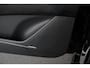 Kia Niro EV ExecutiveLine 64.8 kWh Navigatie Half Leder Schuif-kantel dak Elektrisch bedienbare achterklep DAB Led Camera