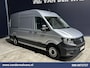 Volkswagen Crafter 2.0 TDI 141pk L3H3 L2H2 Euro6 Airco | Camera | Apple Carplay | Cruisecontrol | 3000kg Trekhaak Android Auto, Chauffeursstoel, Bijrijdersbank
