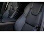 Volvo XC60 2.0 T8 Plug-in hybrid AWD Ultra Dark Executive Edition | Bowers & Wilkins | Luchtvering | 22" | Massagefunctie voorstoelen | Zwarte hemelbekleding | Head-Up Display | Getint Glas | Memory Seats |