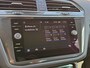 Volkswagen Tiguan 1.5 TSI ACT 150pk DSG Highline Business R | Trekhaak | ACC | Stoelverwarming | Camera |