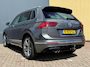 Volkswagen Tiguan 1.5 TSI ACT 150pk DSG Highline Business R | Trekhaak | ACC | Stoelverwarming | Camera |